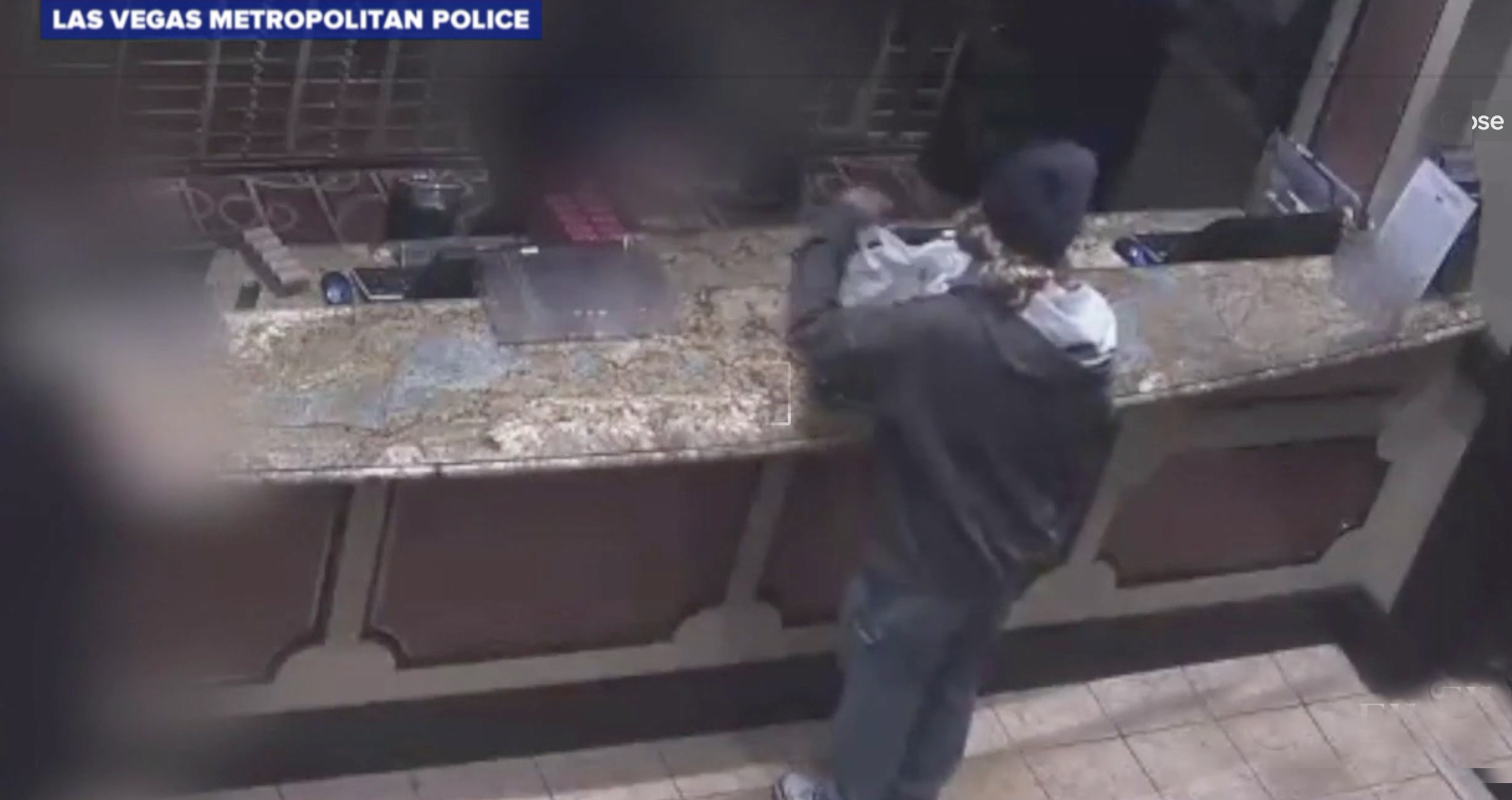 Man flees the Bellagio after armed robbery in Vegas (VIDEO) - Local Records Office